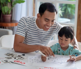 Young children do better at school if their dads read and play with them