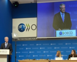 IFFD participated at the launching of OECD latest report to protect and empower children online